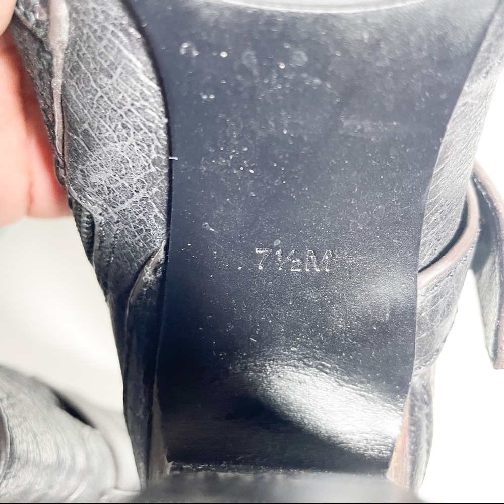 TORY BURCH Leather Moto Bootie Boots Heeled Strap Detail Size 7.5 - Picture 9 of 10